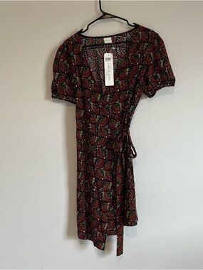 Silk & Salt NWT BOHO Wrap Dress with maroon geometric pattern Large